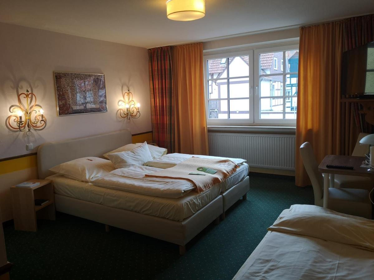Hotel Goldflair Am Rathaus Корбах Екстериор снимка